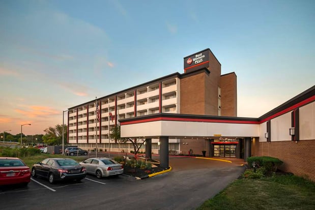 Images Best Western Plus Kansas City Sports Complex Hotel