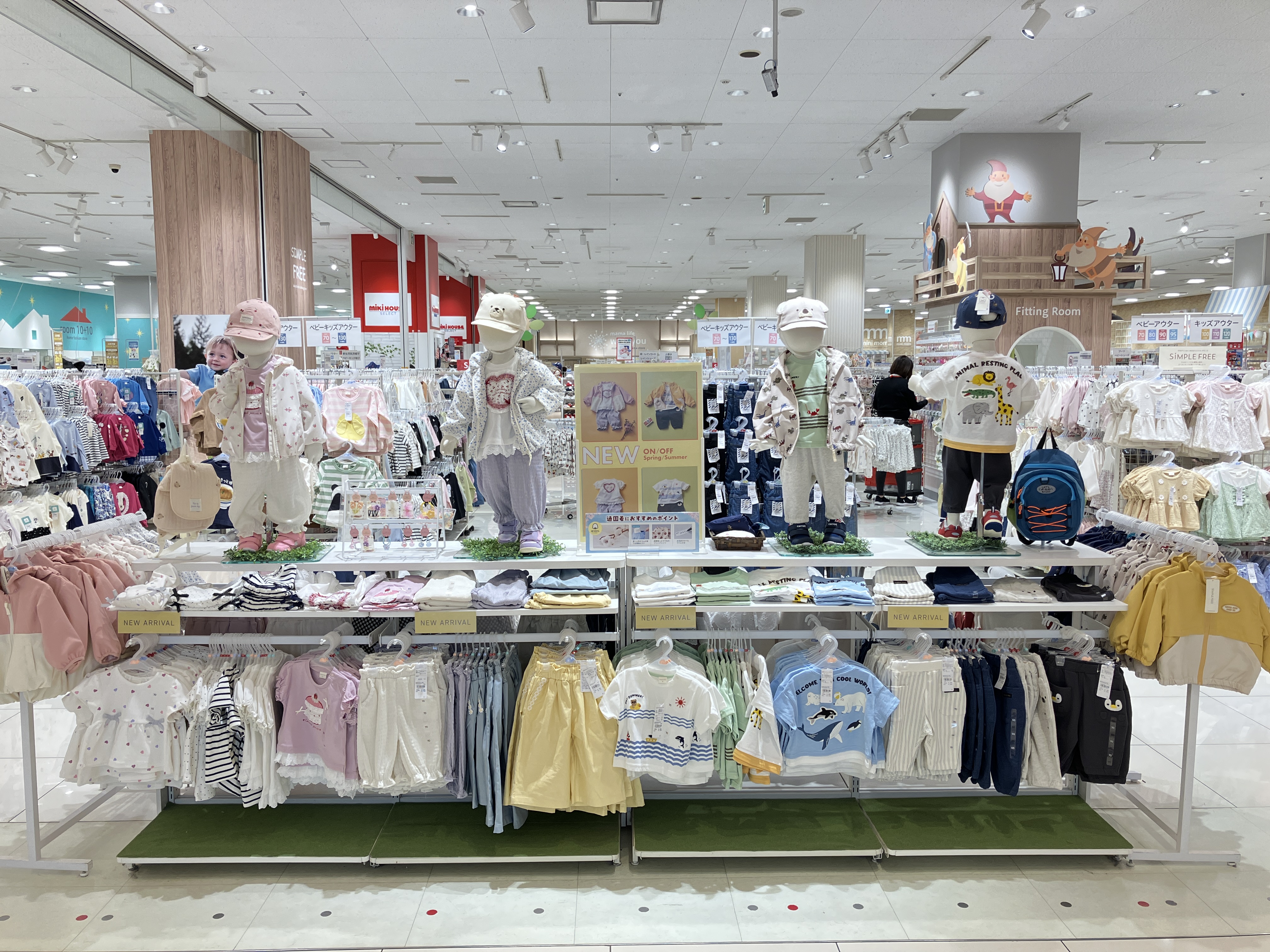 ラゾーナ川崎店｜ベビー用品・マタニティ用品のアカチャンホンポ