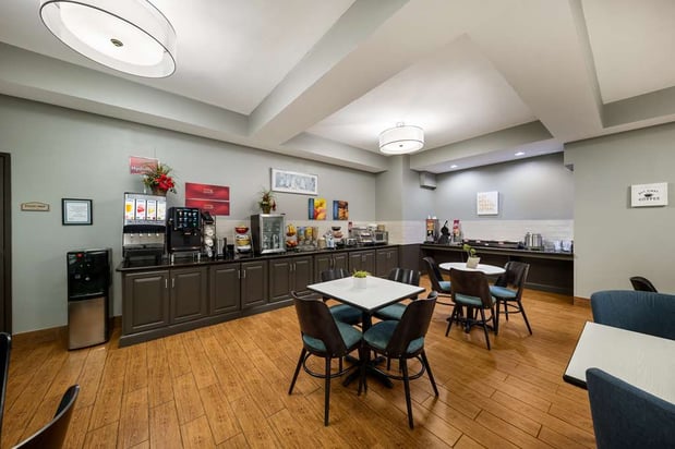 Images Best Western Plus Lake Dallas Inn & Suites