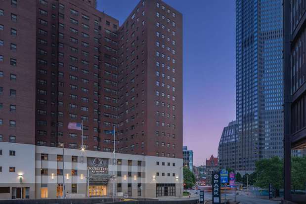 Images DoubleTree by Hilton Hotel & Suites Pittsburgh Downtown