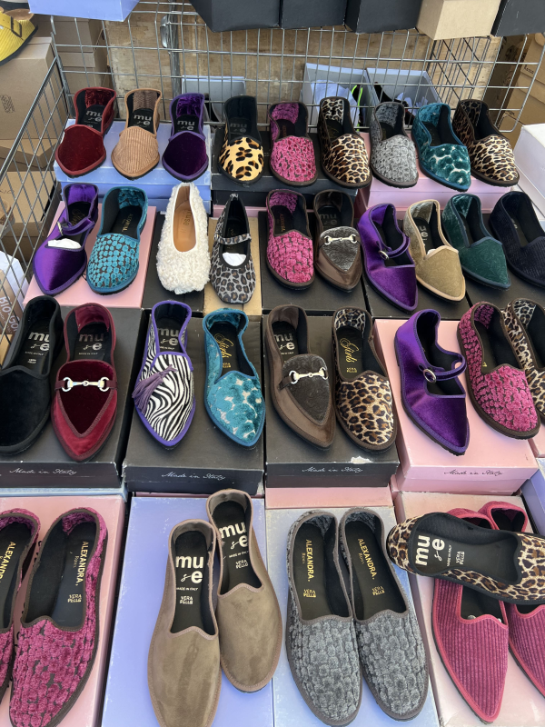 Images Bancarella della Calzatura