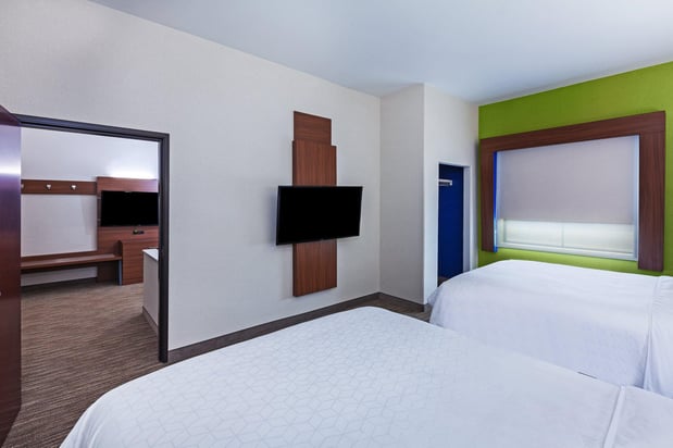 Images Holiday Inn Express & Suites Longview South I-20 by IHG