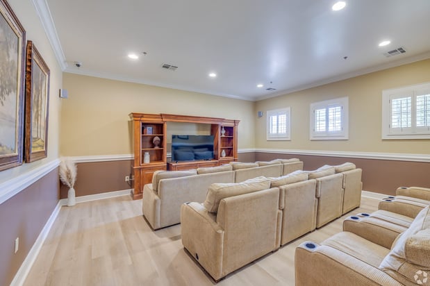 Images Estancia Apartments