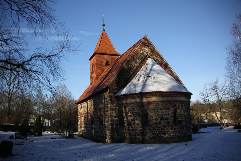 Kirche Rädigke - Pfarrsprengel Rädigke-Belzig, Hauptstraße 14a in Rabenstein/Fläming