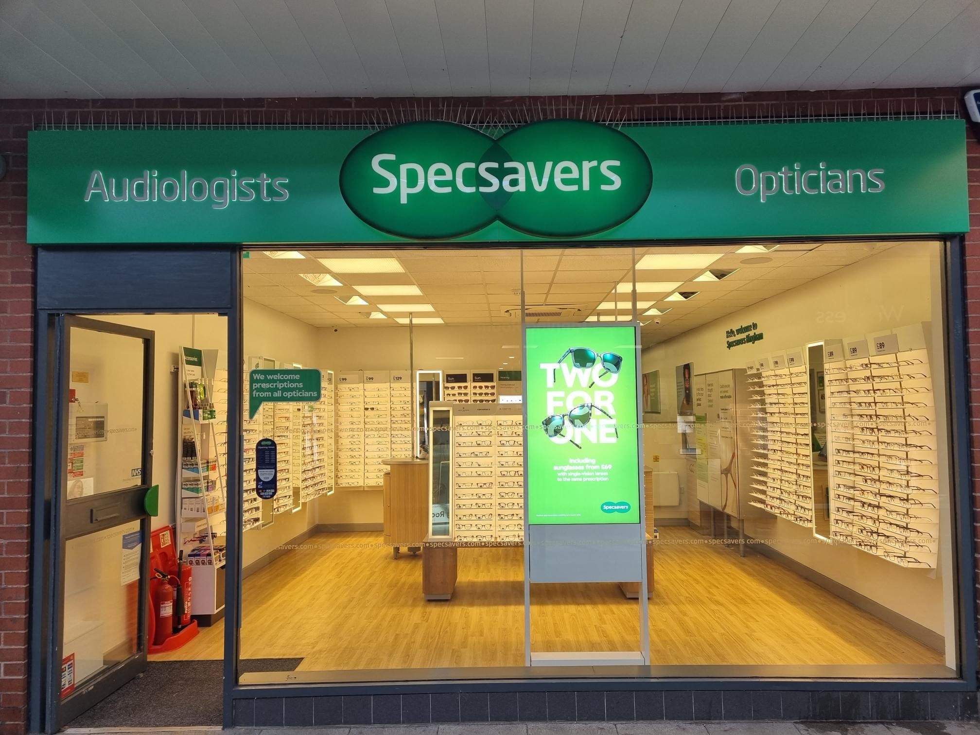 Specsavers Opticians and Audiologists - Bingham Specsavers Opticians and Audiologists - Bingham Nottingham 01949 837808