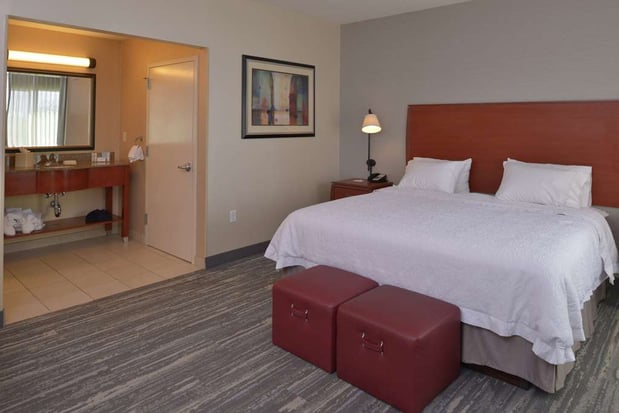 Images Hampton Inn & Suites Bakersfield North-Airport