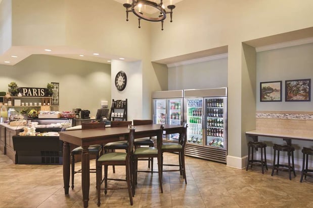 Images Embassy Suites by Hilton Savannah Historic District