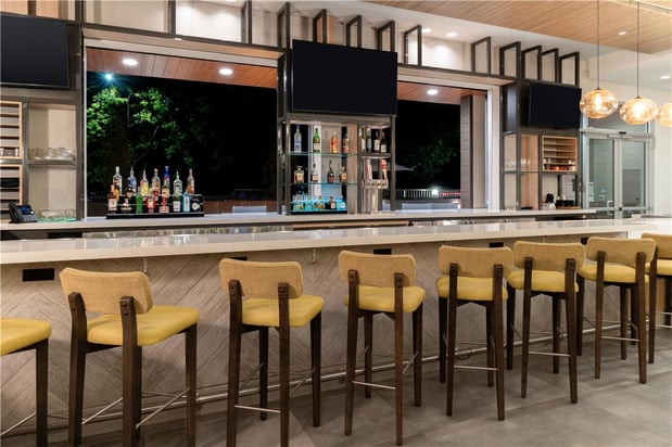 Images Hilton Garden Inn Walnut Creek