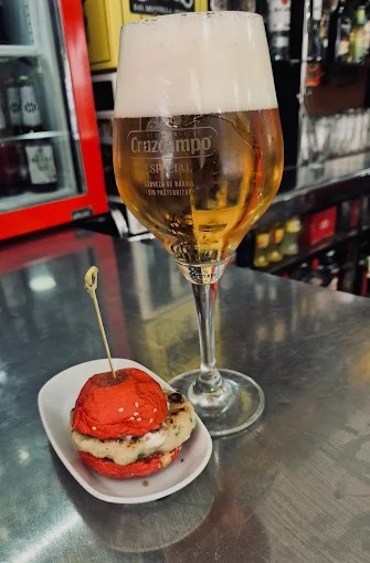 Images Cafetería / Cervecería El Paso