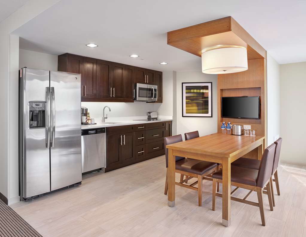 Images DoubleTree by Hilton Edmonton Downtown