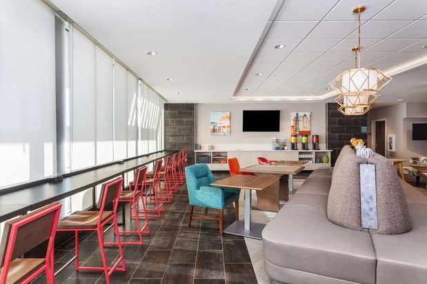 Images Home2 Suites by Hilton Cedar Rapids Westdale
