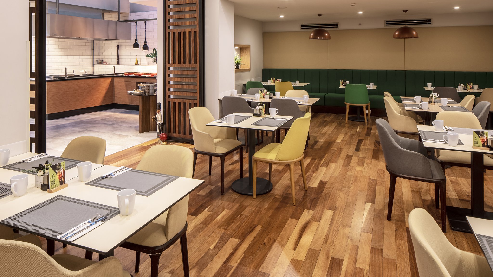 Images Holiday Inn Istanbul - Sisli by IHG