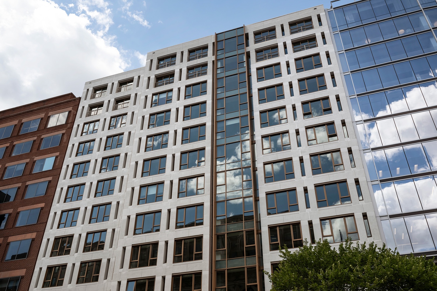 ROOST White House Image