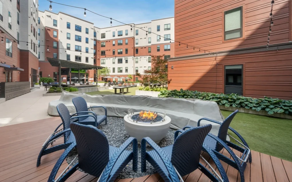 Courtyard fire pit
