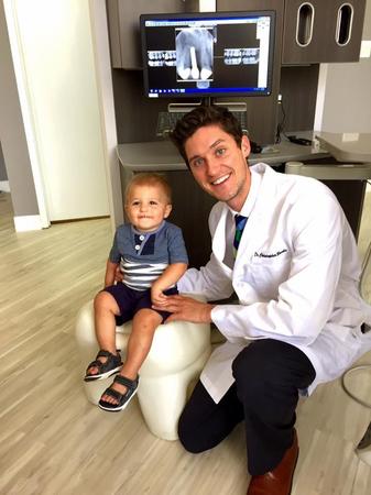 Images Dupont Dental: Dr. Christopher Banks