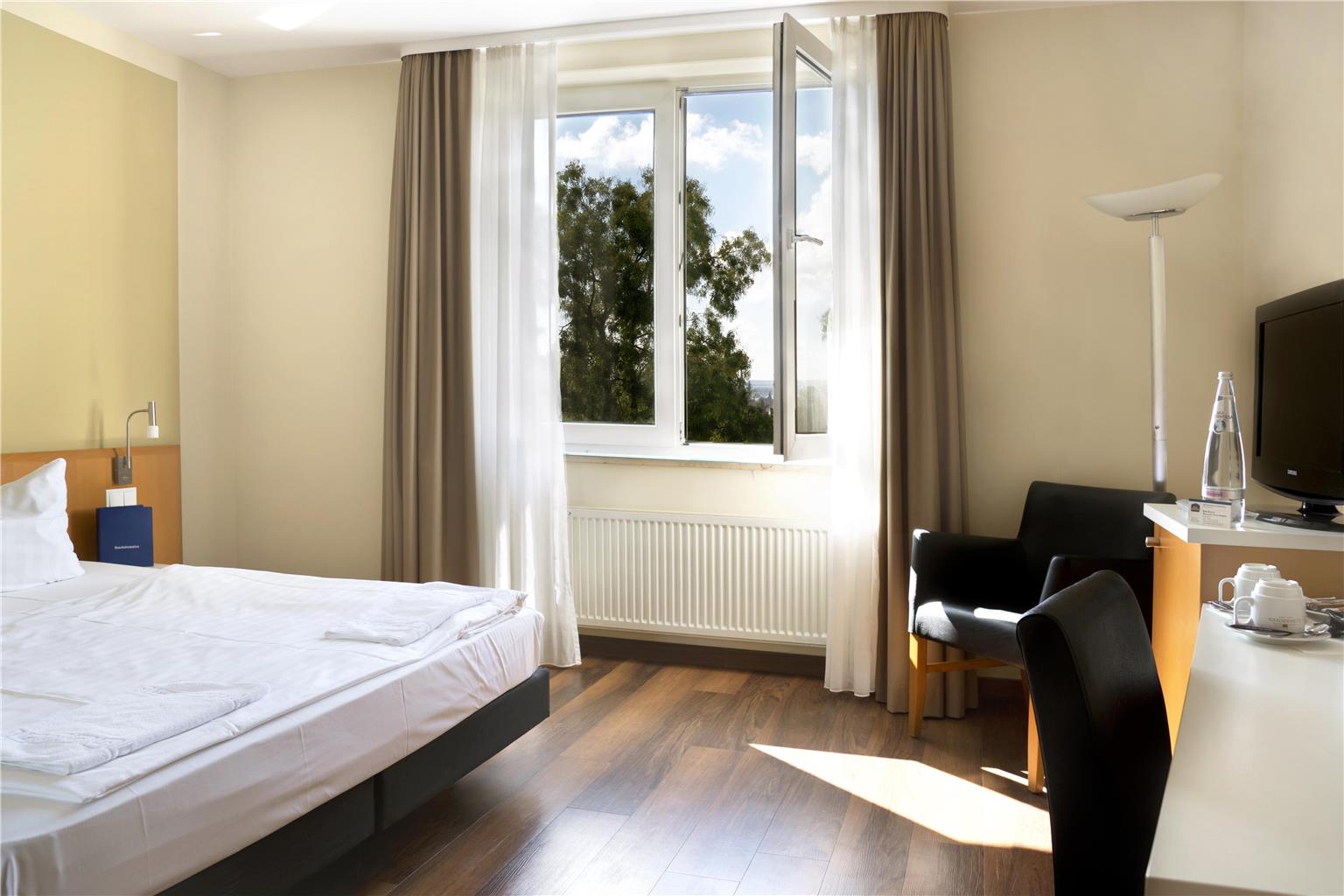 Best Western Macrander Hotel Dresden, Buchenstr, 10 in Dresden