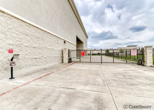 Images CubeSmart Self Storage