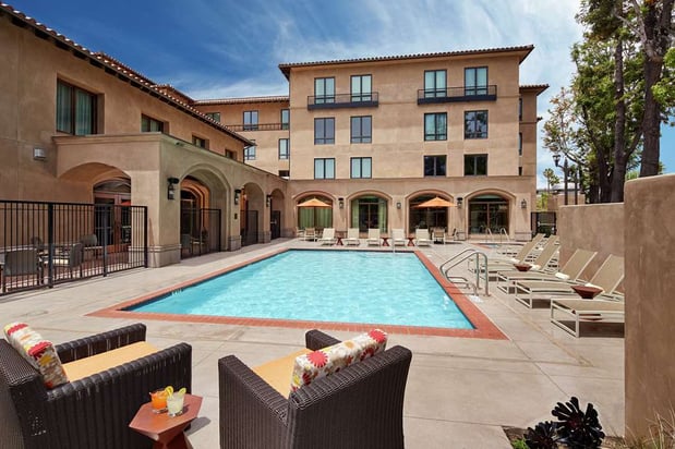 Images Hilton Garden Inn San Diego Old Town/SeaWorld Area