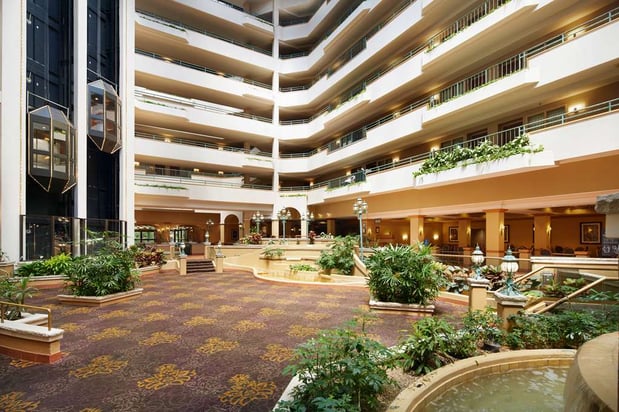 Images Embassy Suites by Hilton Greensboro Airport