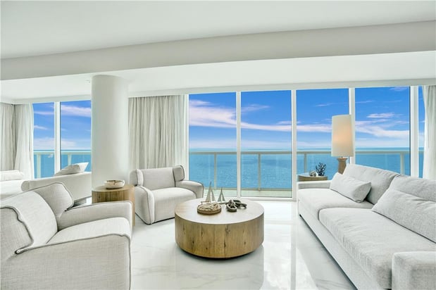 Images Beach House Fort Lauderdale, a Hilton Resort