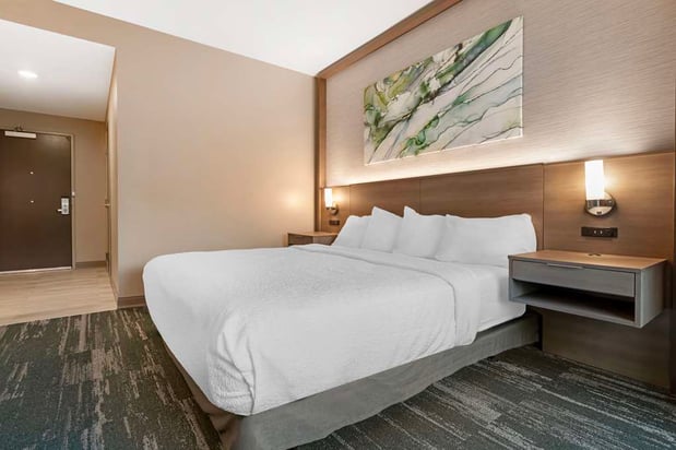 Images Best Western Plus Grand Rapids MN