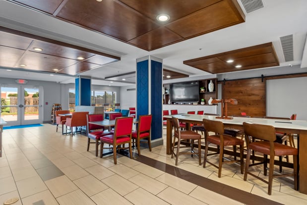 Images Holiday Inn Express & Suites Tulsa South Bixby by IHG