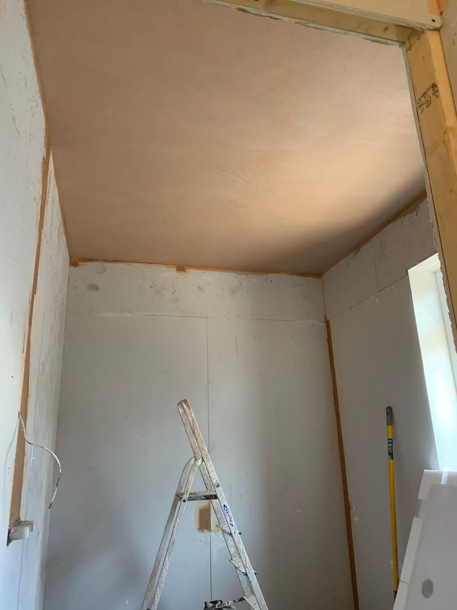 Prominent Plastering Salford 07854 745698