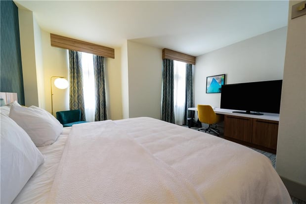 Images Hilton Garden Inn Dayton Downtown