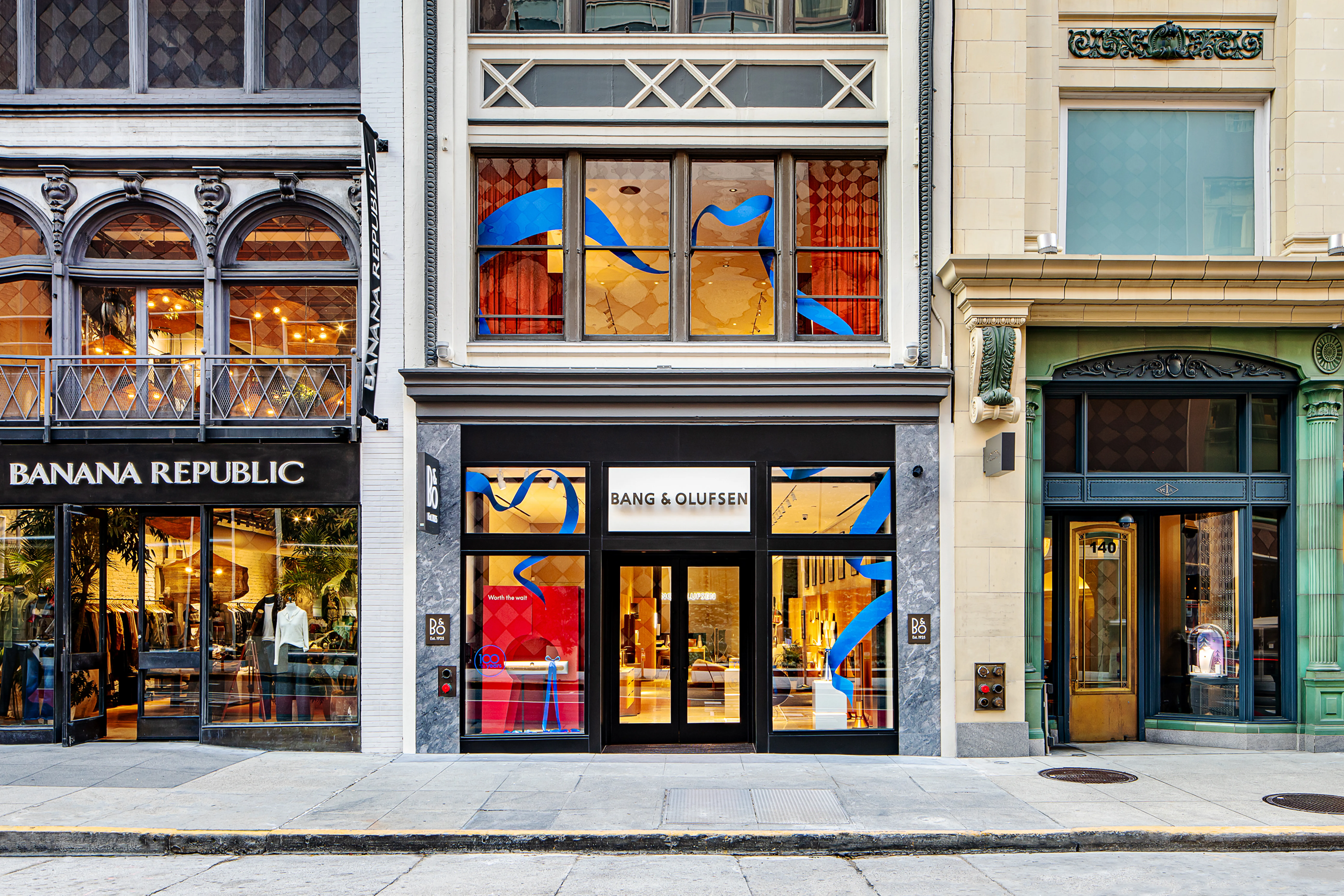 Book an appointment at Bang & Olufsen San Francisco Flagship, 146 Geary  Street