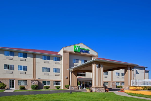 Images Holiday Inn Express & Suites St. Joseph Lakefront by IHG