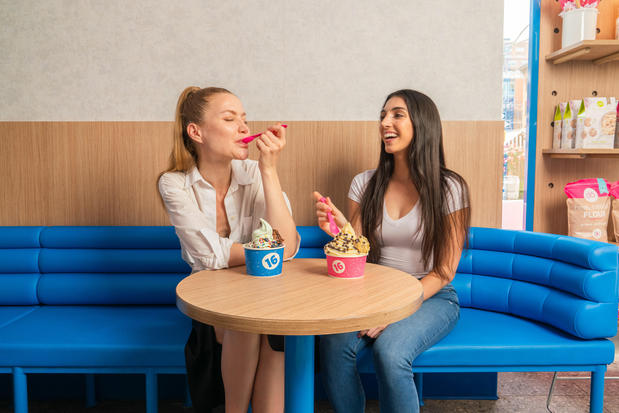 Images 16 Handles