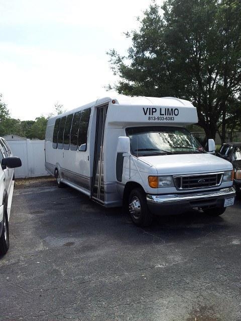 Images VIP Limousine & Party Bus