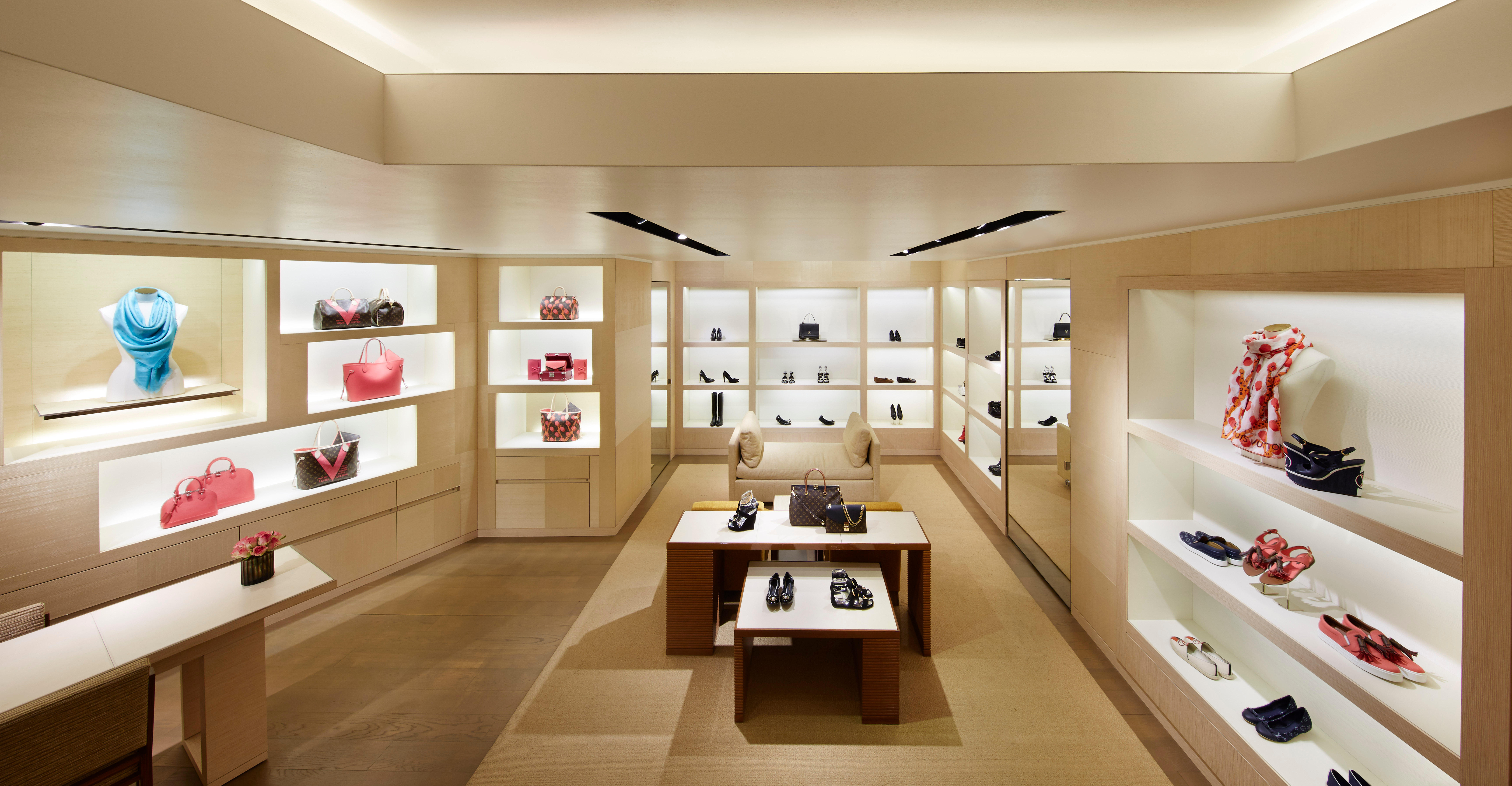 Louis Vuitton Stockholm - Leather Goods And Travel Items (Retail) in Stockholm (address, reviews, TEL: 0851992...) - Infobel