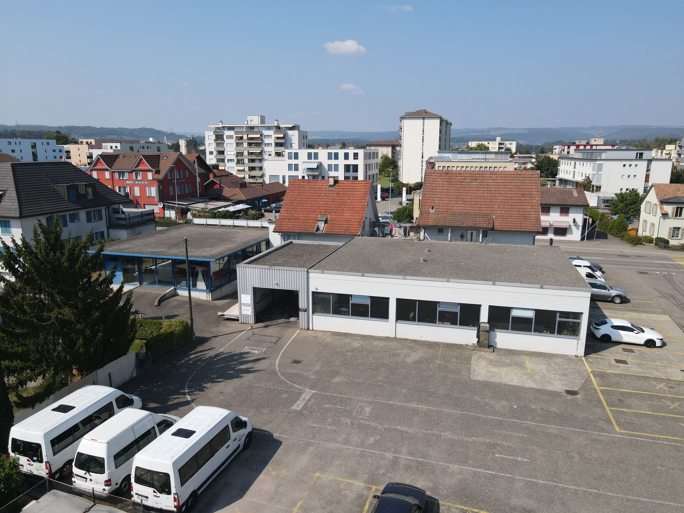 Neue Jura Garage AG, Hauptstrasse 11 in Kleindöttingen