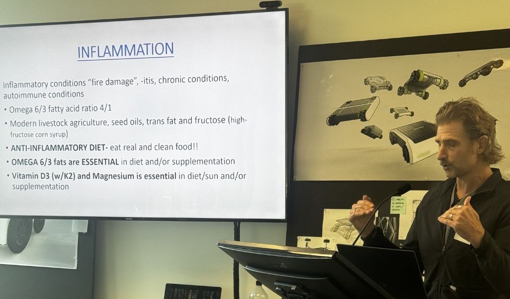 Community and corporate wellness programs are educational presentations designed to address chronic stress, metabolic imbalance, and workplace strain with practical, real-world strategies. At Lakeside Spine and Wellness in Renton, WA, these talks help organizations support nervous system health, improve ergonomics, reduce pain, and promote better productivity and long-term wellness.