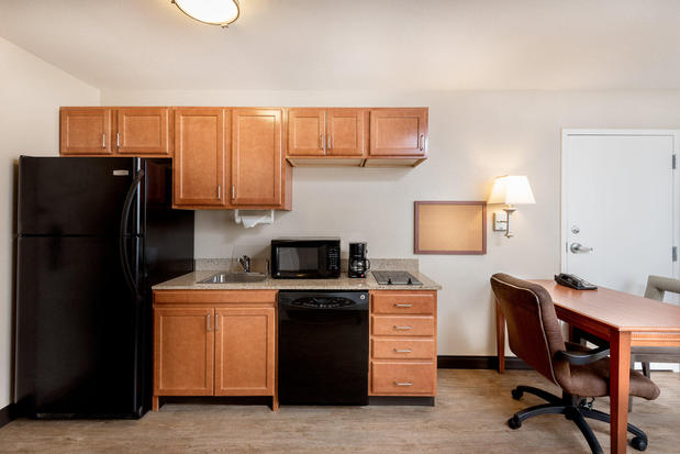 Images Candlewood Suites Rocky Mount, an IHG Hotel