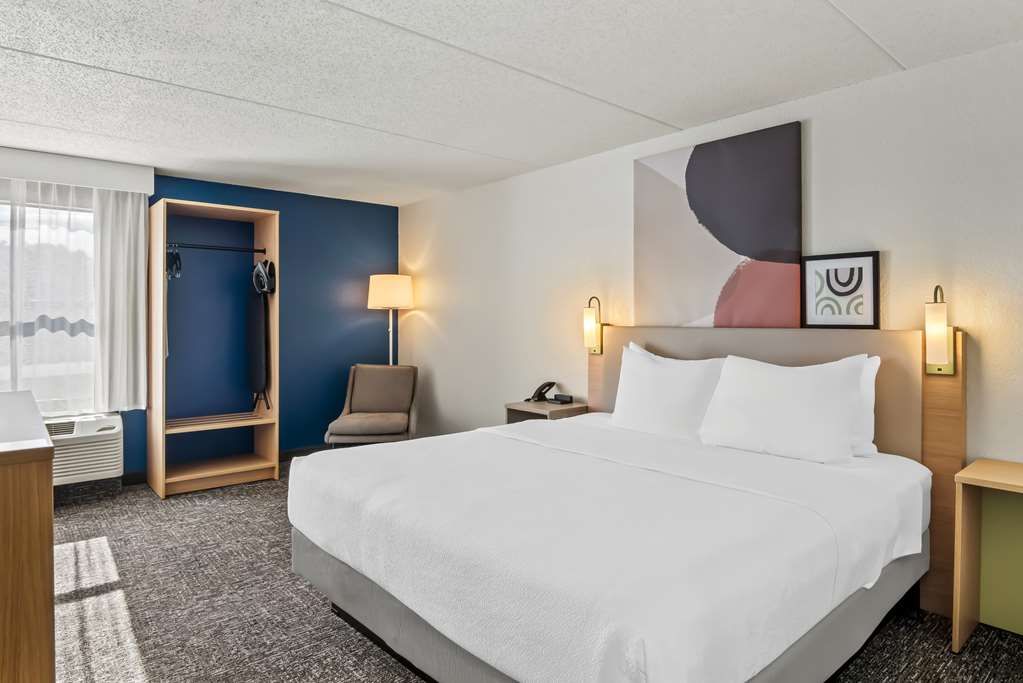 Guest room