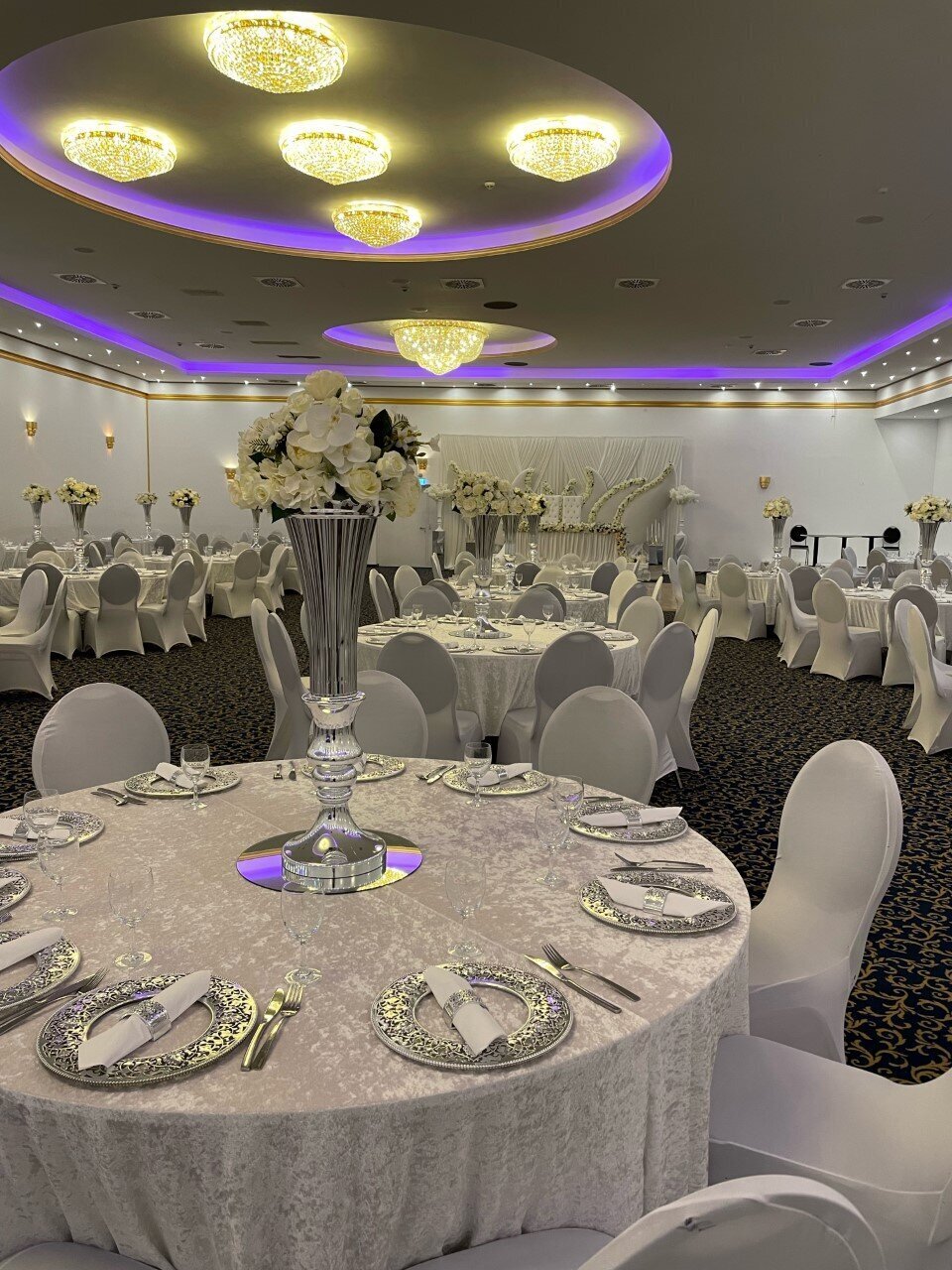 Sosyete Hochzeitssaal & Hochzeitsplaner, Konrad-Dreher-Straße 20 in München