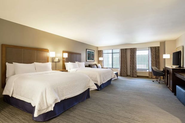Images Hampton Inn & Suites Nashville-Downtown