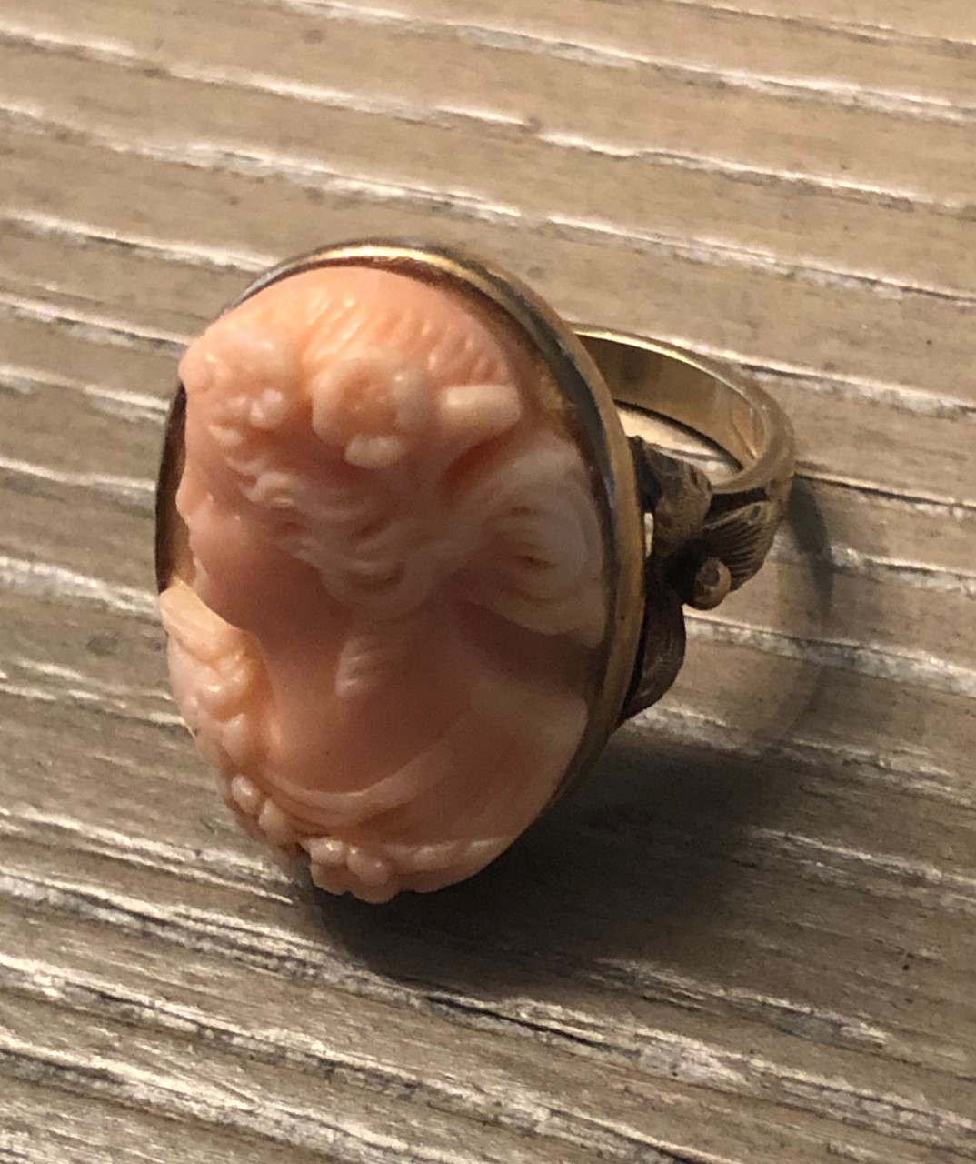 Antique Cameo Yellow Gold Ring Collectors Coins & Jewelry Lynbrook (516)341-7355