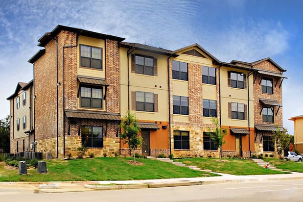 Images Centre Place Apartments