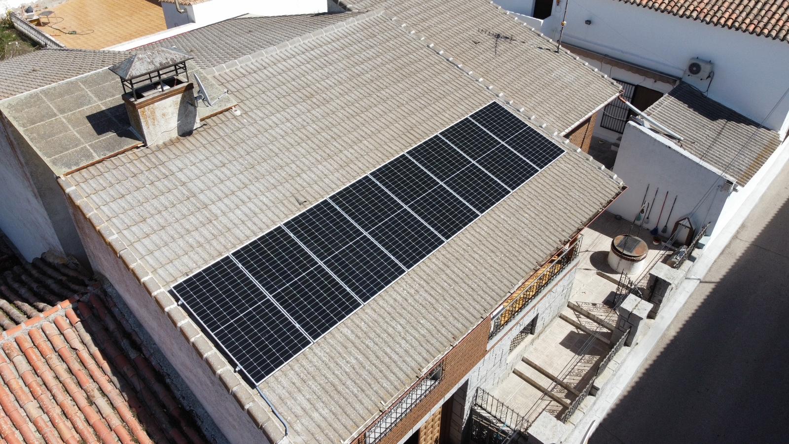 Images Colado Renovables Instalación de Paneles Solares