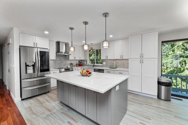 Images Brutsky Builds - Kitchen and Bath Remodeler