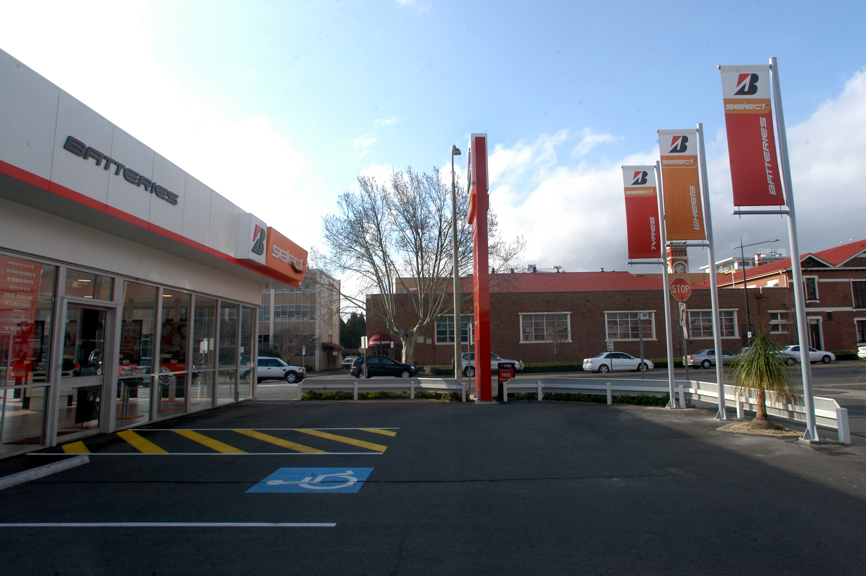 Images Bridgestone Select Tyre & Auto Toowoomba City