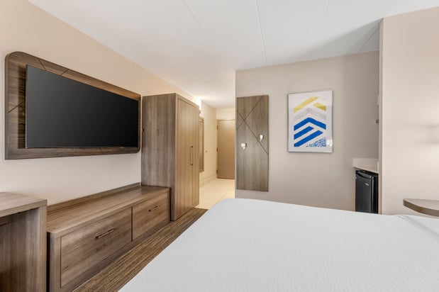 Images Holiday Inn Express Chicago-Downers Grove by IHG