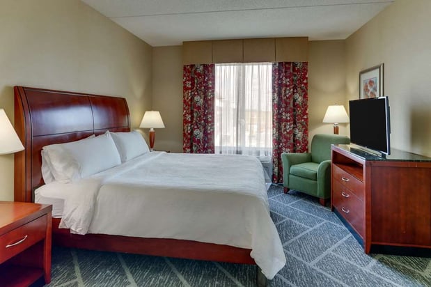 Images Hilton Garden Inn Indianapolis Airport
