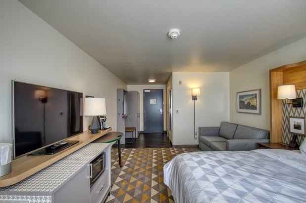 Images Holiday Inn Appleton by IHG