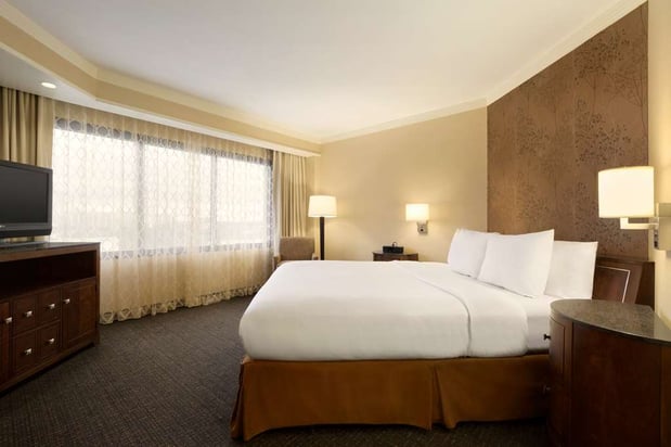 Images Embassy Suites by Hilton Austin Downtown South Congress
