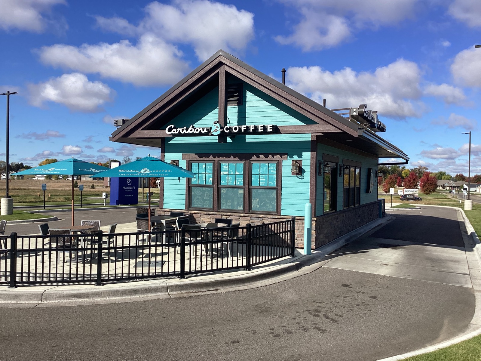 Storefront of the Caribou Coffee at 880 18th ST NW in Sauk Rapids