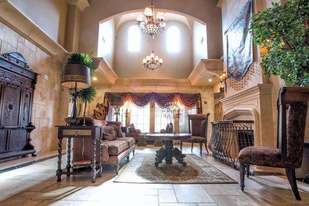 Images Lebanon Ridge Apartments